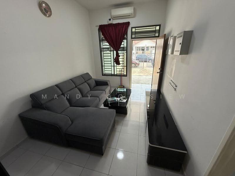 Rumah Teres 1-Tingkat untuk Disewa di Skudai (Johor) - Mandy Goh Siew Li - Living Room - PropertyGuru.com.my
