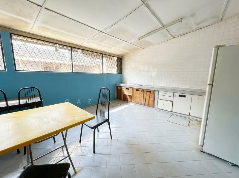 2-storey Terraced House for Sale in Taman Cempaka (Ipoh) - Qazin Khoo - Kitchen - PropertyGuru.com.my