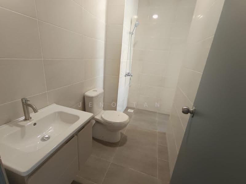 Pangsapuri untuk Dijual di RSS Residence - Jeno Tan - Bathroom - PropertyGuru.com.my