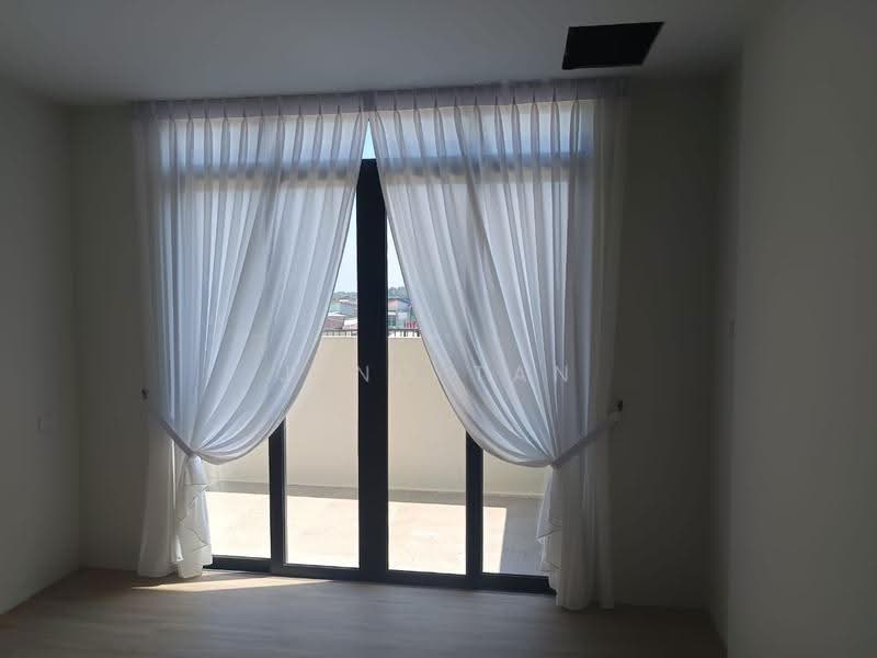 Pangsapuri untuk Dijual di RSS Residence - Jeno Tan - Balcony - PropertyGuru.com.my
