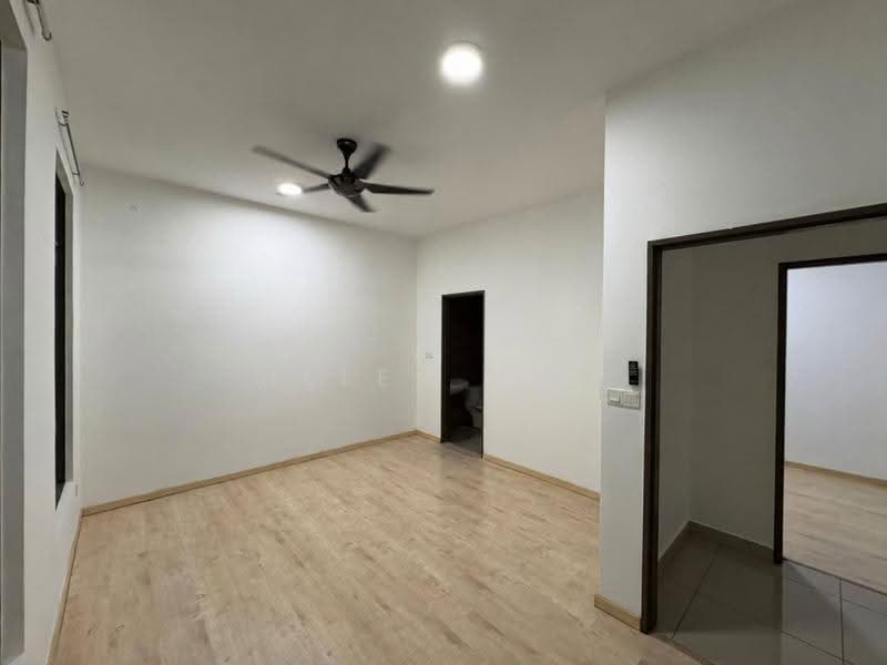 Condominium for Rent at The Henge - Helen Wan - Living Room - PropertyGuru.com.my