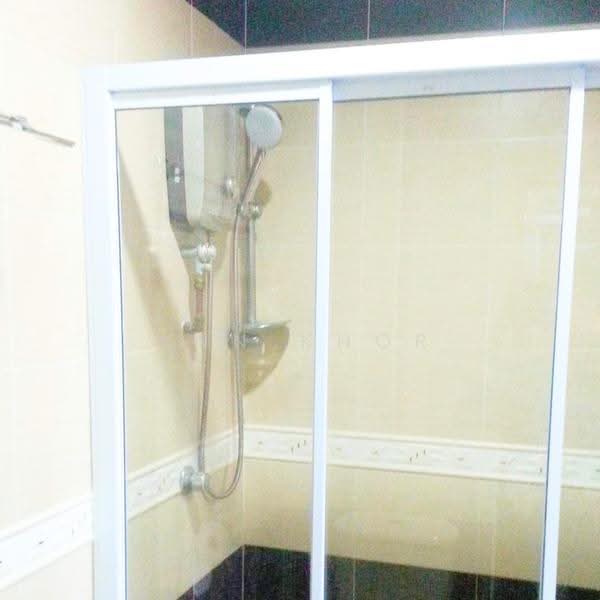 Pangsapuri untuk Dijual di Mutiara Heights - Ann Khor - Bathroom - PropertyGuru.com.my