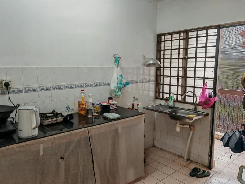 Kondominium untuk Dijual di Selesa Puteri Condominium - Roy Yap - Kitchen - PropertyGuru.com.my