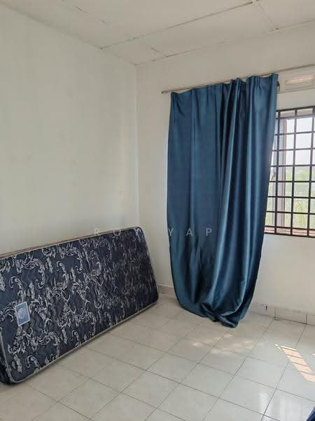 Kondominium untuk Dijual di Selesa Puteri Condominium - Roy Yap - Bedroom - PropertyGuru.com.my