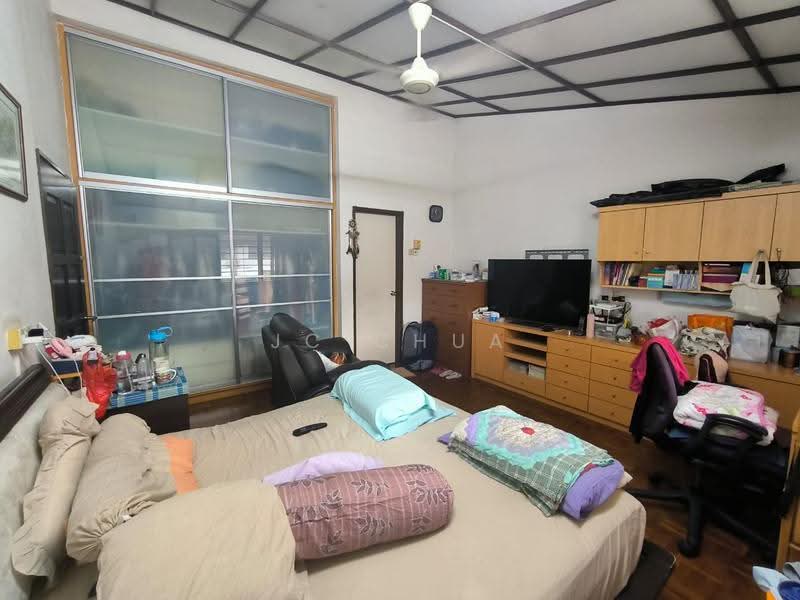2-storey Terraced House for Sale in Taman Seputeh (Seputeh) - JC Chua - Bedroom - PropertyGuru.com.my