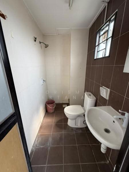 Kondominium untuk Dijual di Calisa N @ Calisa Residences - Norisma Hartanah - Bathroom - PropertyGuru.com.my