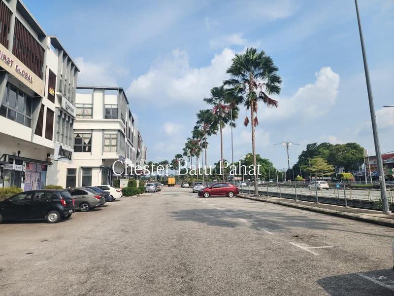 Shop / Office untuk Disewa di Versis Batu Pahat (Batu Pahat) - ZG Law - PropertyGuru.com.my