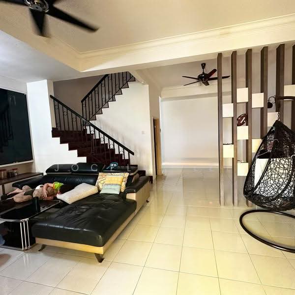 2-storey Terraced House for Sale in Pekan Nanas (Johor) - Jocelyn Lee - Living Room - PropertyGuru.com.my