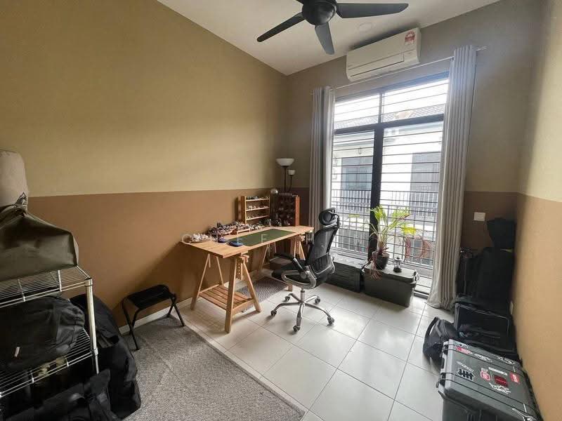Rumah Teres 2-Tingkat untuk Dijual di Bandar Puncak Alam (Puncak Alam) - Chee Hin - Study - PropertyGuru.com.my
