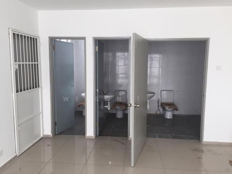 Komersial Berkembar untuk Dijual di Jelutong (Penang) - Welson Teh - Bathroom - PropertyGuru.com.my
