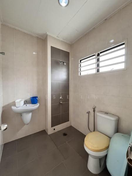 Rumah Teres 2-Tingkat untuk Dijual di Sutera Damansara (Damansara Damai) - Jessie Lin - Bathroom - PropertyGuru.com.my