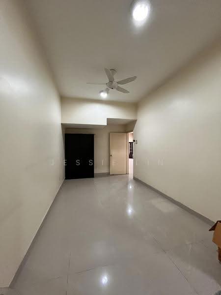 Rumah Teres 2-Tingkat untuk Dijual di Sutera Damansara (Damansara Damai) - Jessie Lin - Interior - PropertyGuru.com.my