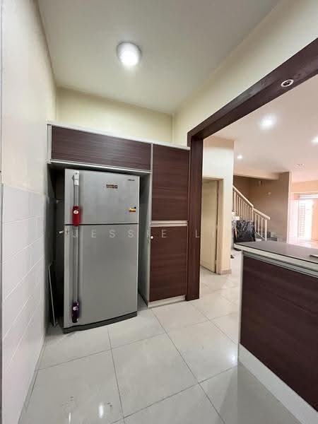 Rumah Teres 2-Tingkat untuk Dijual di Sutera Damansara (Damansara Damai) - Jessie Lin - Kitchen - PropertyGuru.com.my