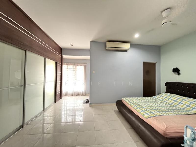 Rumah Teres 2-Tingkat untuk Dijual di Sutera Damansara (Damansara Damai) - Jessie Lin - Bedroom - PropertyGuru.com.my