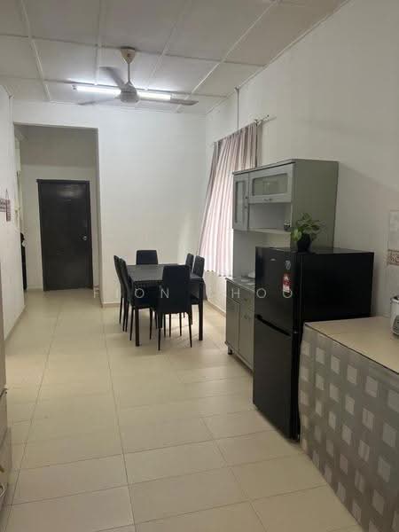 Rumah Teres 1-Tingkat untuk Disewa di Austin (Johor Bahru) - Fion Choo - Dining Room - PropertyGuru.com.my