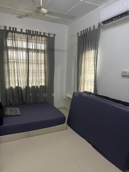 Rumah Teres 1-Tingkat untuk Disewa di Austin (Johor Bahru) - Fion Choo - Bedroom - PropertyGuru.com.my