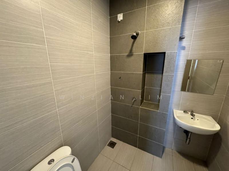 2-storey Terraced House for Rent in Sunsuria City (Dengkil) - Winjian Lim - Bathroom - PropertyGuru.com.my