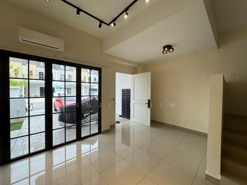 2-storey Terraced House for Rent in Sunsuria City (Dengkil) - Winjian Lim - Living Room - PropertyGuru.com.my