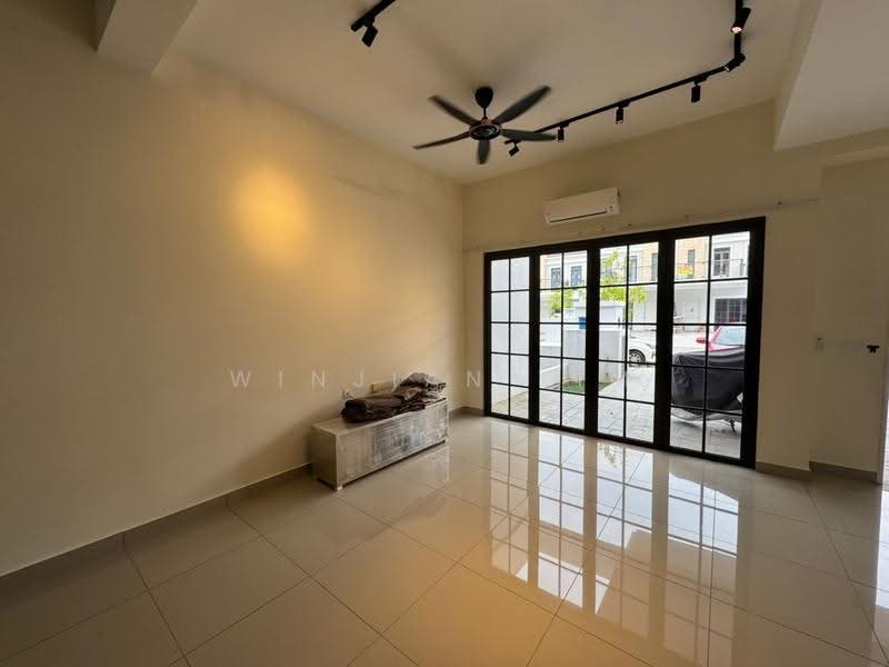 2-storey Terraced House for Rent in Sunsuria City (Dengkil) - Winjian Lim - Living Room - PropertyGuru.com.my