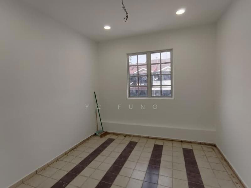 Rumah Teres 2-Tingkat untuk Disewa di Taman Mount Austin (Tebrau) - YC Fung - Interior - PropertyGuru.com.my