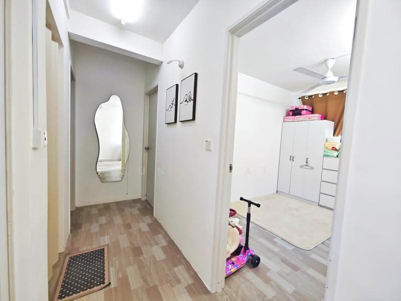 Condominium for Sale at TRI PINNACLE - Sunny Lai - Corridor - PropertyGuru.com.my
