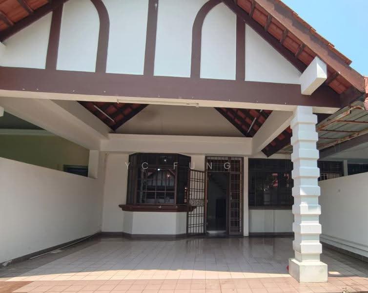Rumah Teres 1.5-Tingkat untuk Disewa di Taman Rinting (Masai) - YC Fung - Exterior - PropertyGuru.com.my