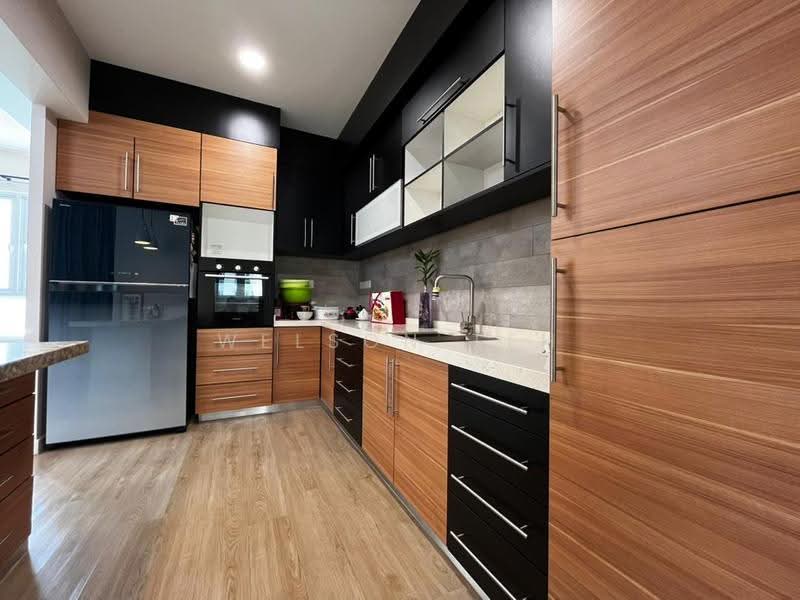 Kondominium untuk Dijual di Platino Condominium - Welson Teh - Kitchen - PropertyGuru.com.my