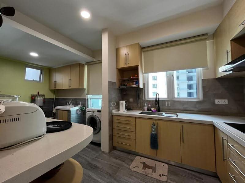 Kondominium untuk Dijual di Platino Condominium - Welson Teh - Kitchen - PropertyGuru.com.my