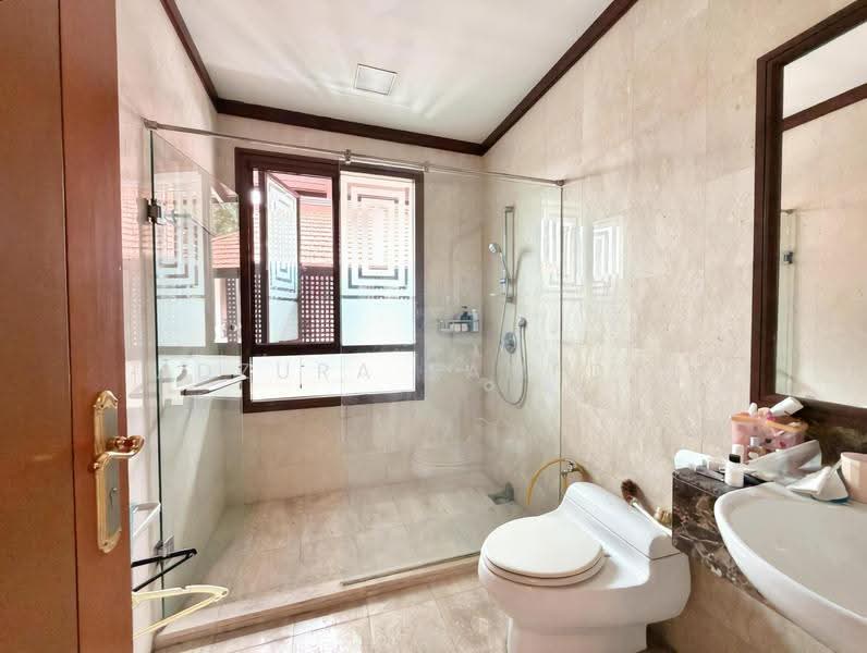 Bungalow House for Sale in Federal Hill (Bangsar) - Adzura Zamedin - Bathroom - PropertyGuru.com.my