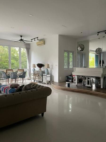 Bungalow House for Rent in Sunway Damansara (Kota Damansara) - HK Lee - Living Room - PropertyGuru.com.my