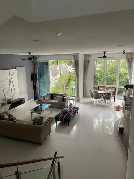 Bungalow House for Rent in Sunway Damansara (Kota Damansara) - HK Lee - Living Room - PropertyGuru.com.my