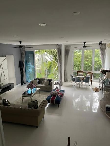 Bungalow House for Rent in Sunway Damansara (Kota Damansara) - HK Lee - Living Room - PropertyGuru.com.my