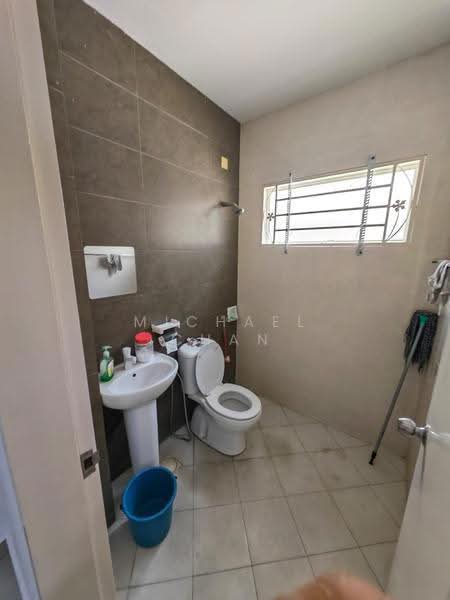 Rumah Teres 2-Tingkat untuk Dijual di Taman Puchong Prima (Puchong) - Michael Chan - Bathroom - PropertyGuru.com.my