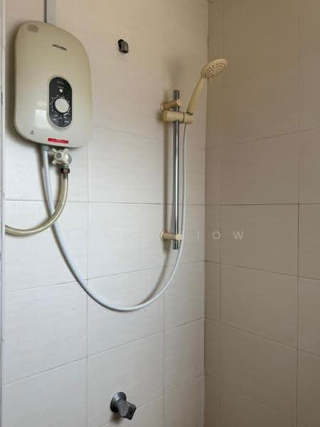 Service Residence for Sale at Platinum Lake PV 21 - Yanny Siow - Bathroom - PropertyGuru.com.my