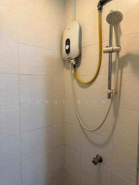 Service Residence for Sale at Platinum Lake PV 21 - Yanny Siow - Bathroom - PropertyGuru.com.my