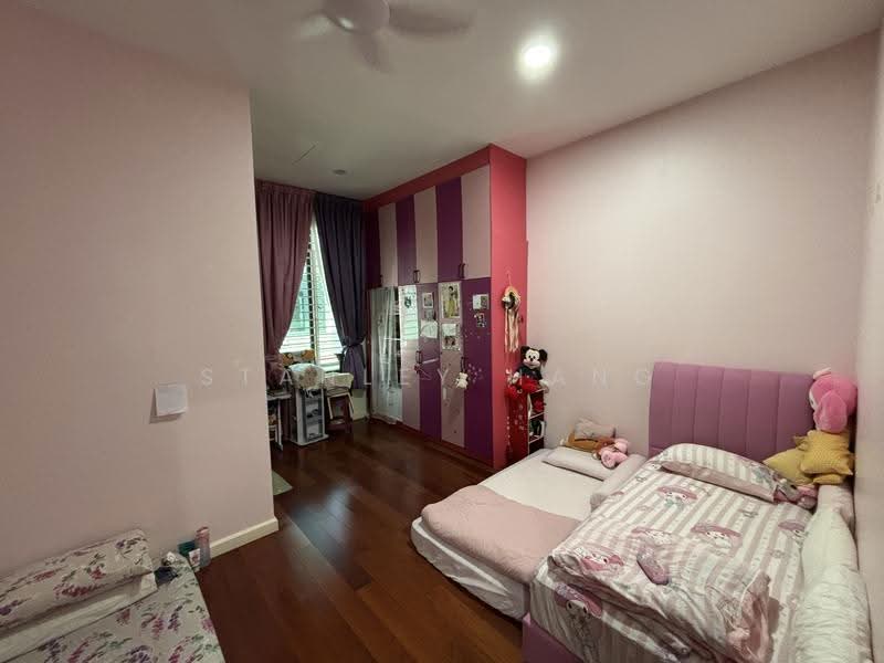 Semi-Detached House for Sale in Bandar Kinrara Seksyen 1 (Bandar Kinrara) - Stanley Hang - Bedroom - PropertyGuru.com.my