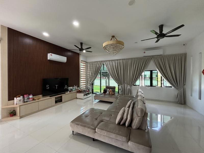 Semi-Detached House for Sale in Bandar Kinrara Seksyen 1 (Bandar Kinrara) - Stanley Hang - Living Room - PropertyGuru.com.my