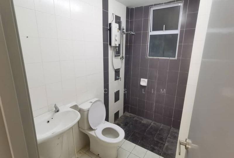 Kondominium untuk Dijual di Koi Tropika - Francis Lim - Bathroom - PropertyGuru.com.my
