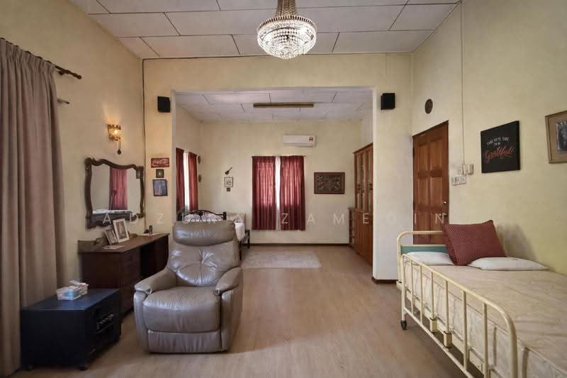 Bungalow House untuk Dijual di Titiwangsa (Kuala Lumpur) - Adzura Zamedin - Living Room - PropertyGuru.com.my
