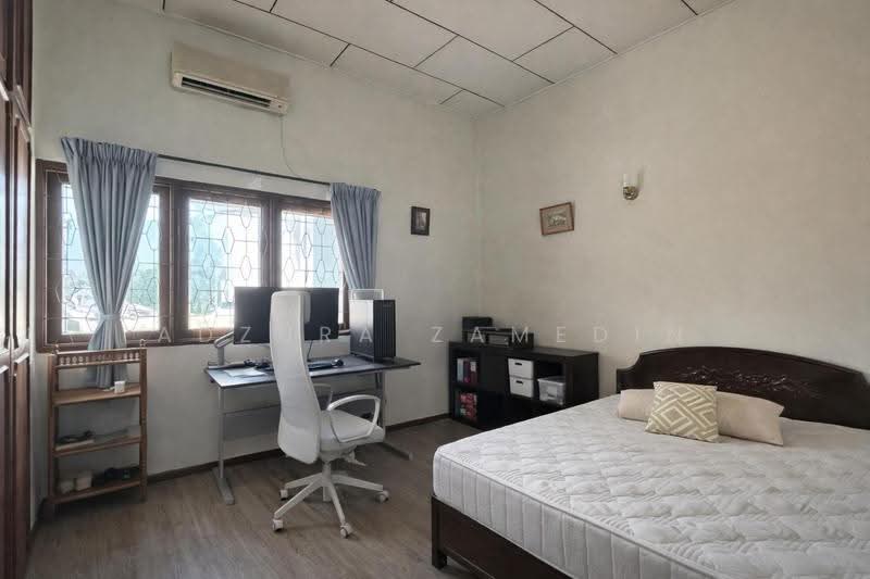 Bungalow House untuk Dijual di Titiwangsa (Kuala Lumpur) - Adzura Zamedin - Bedroom - PropertyGuru.com.my