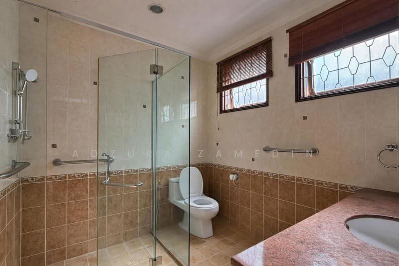 Bungalow House untuk Dijual di Titiwangsa (Kuala Lumpur) - Adzura Zamedin - Bathroom - PropertyGuru.com.my