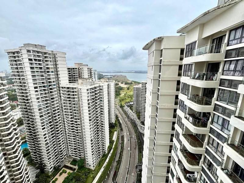 Condominium for Rent at Lovell @ Country Garden Danga Bay - Wee Howe - Exterior - PropertyGuru.com.my