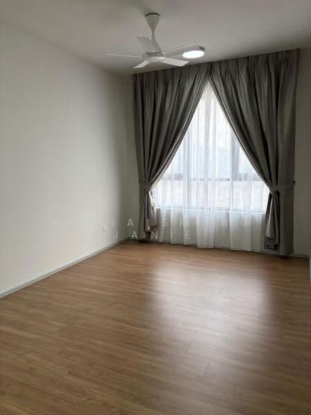 Kediaman Servis untuk Disewa di Melawati : Park One - NadiaIsmanu Janie - Master Bedroom - PropertyGuru.com.my