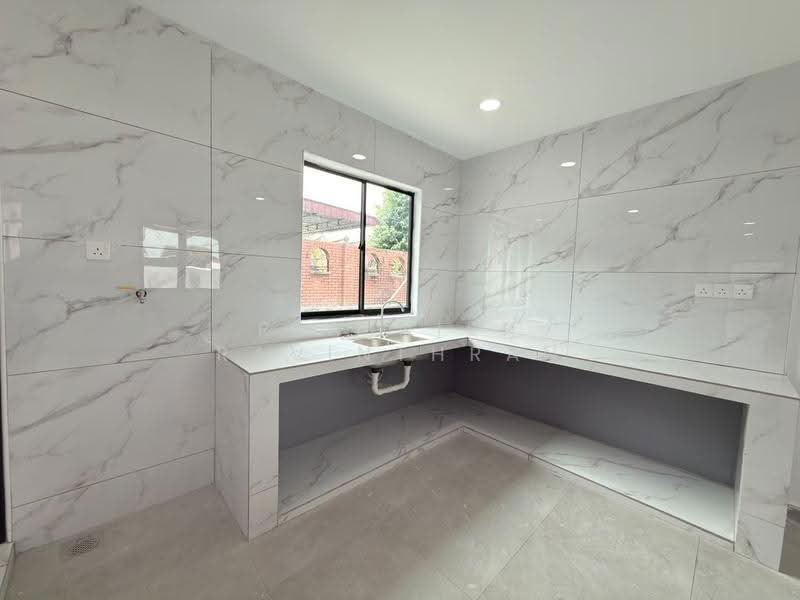 1-storey Terraced House for Sale in Taman Puteri Wangsa (Ulu Tiram) - Ravinish Ravinthran - PropertyGuru.com.my