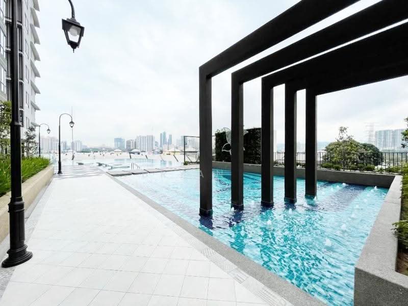 Kediaman Servis untuk Disewa di Tuan Residency - Bryan . - Pool - PropertyGuru.com.my