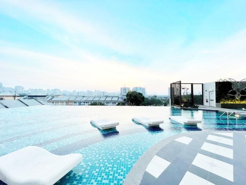 Kediaman Servis untuk Disewa di Tuan Residency - Bryan . - Pool - PropertyGuru.com.my