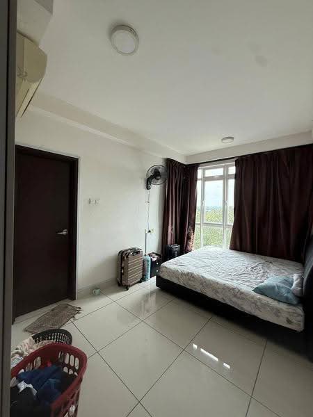 Service Residence for Sale at KSL Residence @ Daya - Max Kan - Bedroom - PropertyGuru.com.my