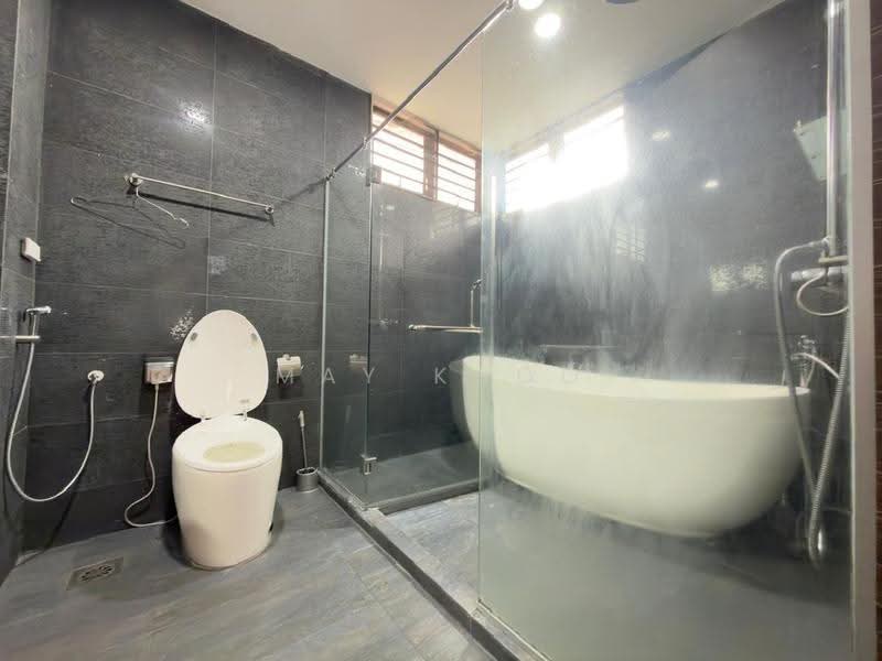 Bungalow House for Rent in Bukit Kesenangan (Johor Bahru) - May Khoo - Bathroom - PropertyGuru.com.my