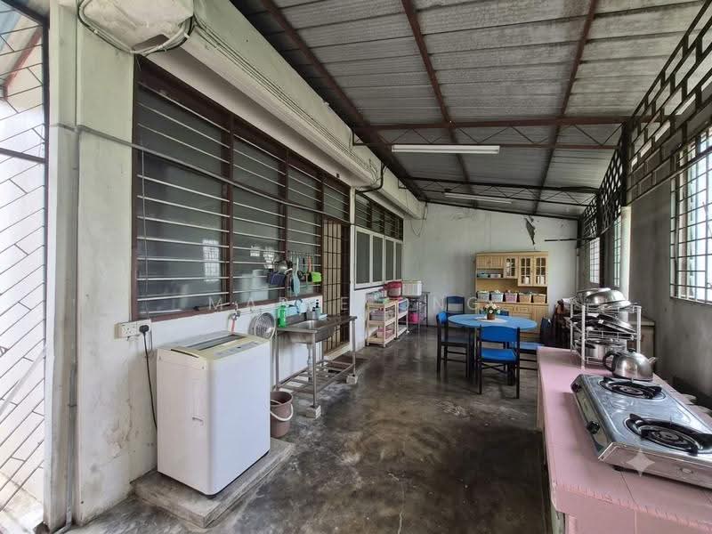 Semi-Detached House for Sale in Paya Terubong (Ayer Itam) - Mable Ong - Kitchen - PropertyGuru.com.my
