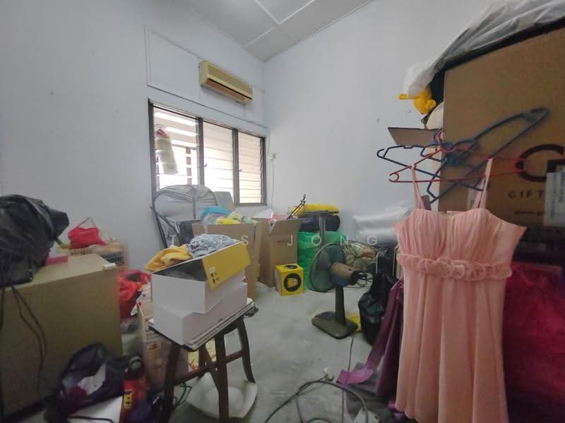 Terraced House for Sale in Taman Sri Rawang (Rawang) - Tris Jong - Interior - PropertyGuru.com.my